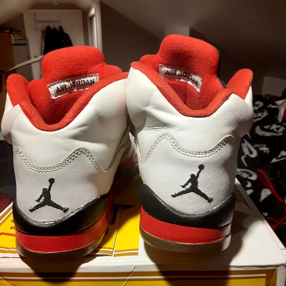 Jordan retro 5 chicago red fire - Picture 5 of 9